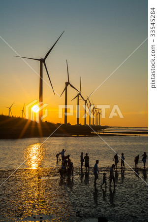 美麗的海景,台中台中著名的旅遊場景。 美麗的海景,台中台中著名的旅遊場景。 33545284