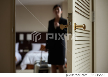 Business woman 33545558