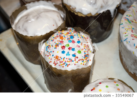 Cooking decoration traditional Easter cake  33549067