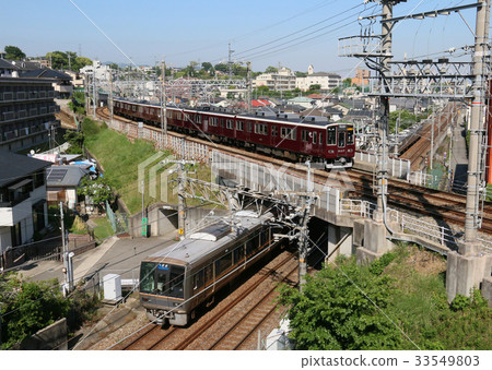 Overpass near Takarazuka Station on the Fukuchiyama Line and Hankyu Takarazuka Line Overpass near Takarazuka Station on the Fukuchiyama Line and Hankyu Takarazuka Line 33549803