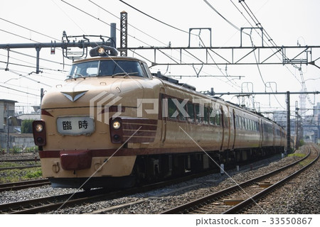 將489輛發動機罩應用於舞濱 33550867