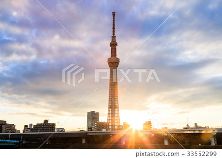 從隅田川大陽台日出和東京天空樹的看法 33552299