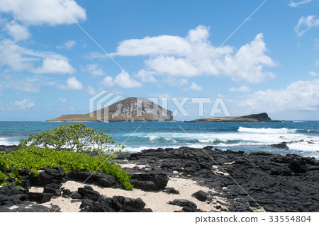 夏威夷瓦胡島馬卡普海灘公園兔子島(左)和馬納納島(右) 夏威夷瓦胡島馬卡普海灘公園兔子島(左)和馬納納島(右) 33554804