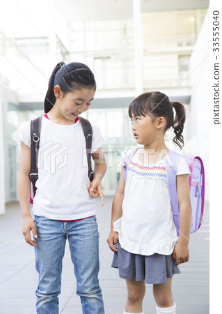 小學女生 33555040