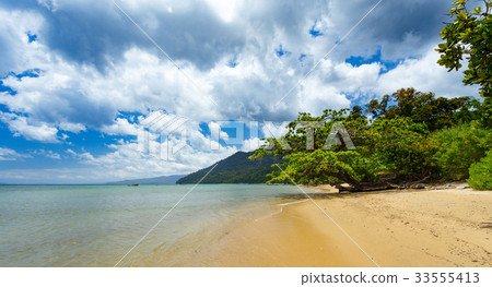 beach in Masoala forest reserve, Madagascar 33555413