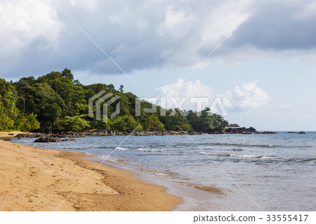 beach in Masoala forest reserve, Madagascar 33555417