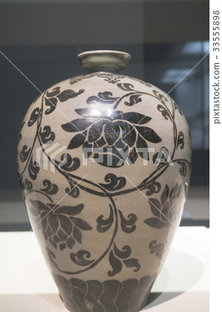 Goryeo Celadon, National Museum of Korea, Yongsan-gu, Seoul 33555898