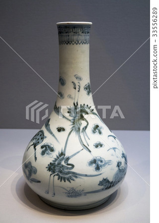 Cheonghwa porcelain, National Museum of Korea, Yongsan-gu, Seoul 33556289