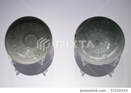 Goryeo Celadon, National Museum of Korea, Yongsan-gu, Seoul 33556443