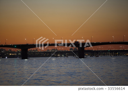 漢江,汝矣島,永登浦,漢江,首爾 漢江,汝矣島,永登浦,漢江,首爾 33556614