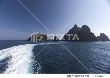 Dokdo, Ulleung-gun, Gyeongbuk 33556759