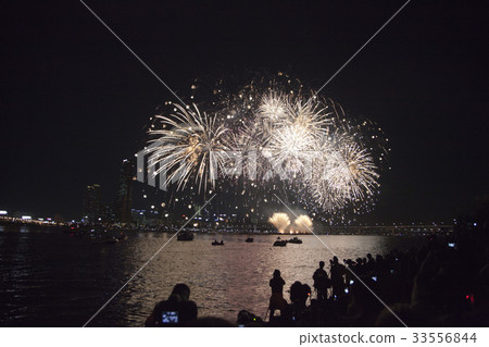 Fireworks, Yeouido, Yeongdeungpo-gu, Han River, Seoul 33556844