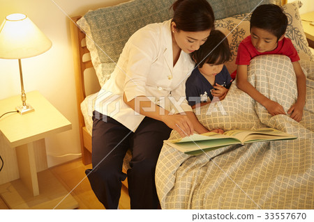 讀故事的女人 讀故事的女人 33557670