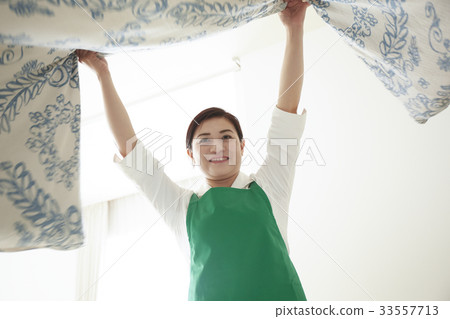 Woman doing housework 33557713