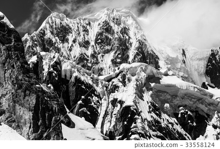 Cordillera Cordillera 33558124