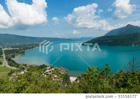 View of the Annecy lake 33558177