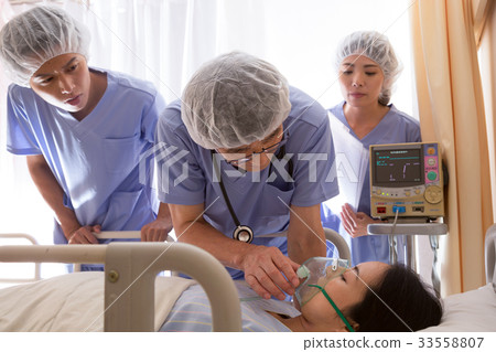 Medical emergency hospital Medical emergency hospital 33558807