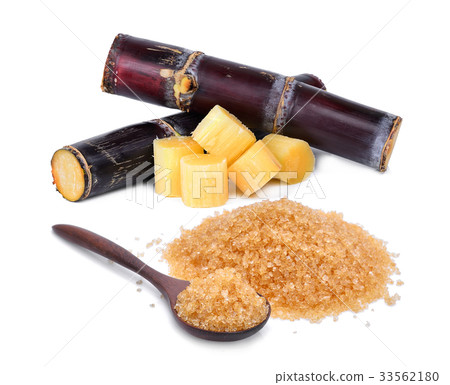 brown cane sugar in wooden spoon isolated brown cane sugar in wooden spoon isolated 33562180