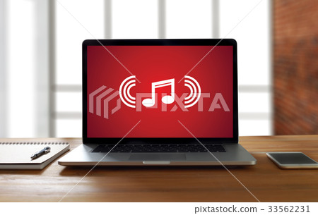 Music Streaming Media enjoying the music Music Streaming Media enjoying the music 33562231