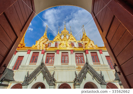 Wat Ratchanatdaram Temple 33562662