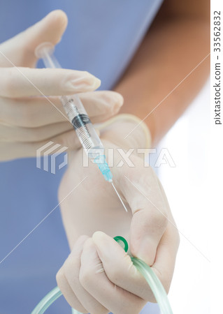 Injection drug image 33562832