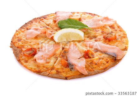 pizza with smoked salmon isolated on white. pizza with smoked salmon isolated on white. 33563187