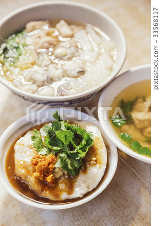 oil cake and meat ball soup oil cake and meat ball soup 33568117