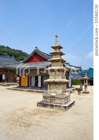 Tongdosa, Yangsan, Gyeongnam, Korea Tongdosa, Yangsan, Gyeongnam, Korea 33568138