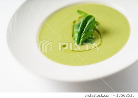 green cream soup green cream soup 33568533