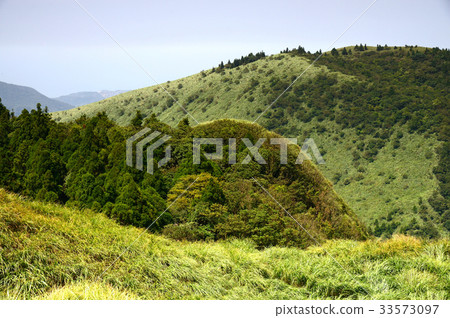 風景 台灣 陽明山 山景 原始 爬山 登山 休閒活動 戶外活動 旅遊勝地 山脈 大自然 台北 夏天 33573097