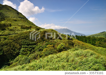 風景 台灣 陽明山 山景 原始 爬山 登山 休閒活動 戶外活動 旅遊勝地 山脈 大自然 台北 夏天 33573101
