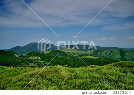 風景 台灣 陽明山 山景 綠油油 爬山 登山 遠眺 眺望 層次 旅遊勝地 山脈 大自然 寬廣 寬闊 33573104