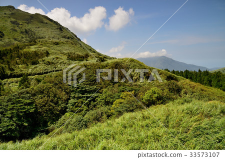 風景 台灣 陽明山 山景 原始 爬山 登山 休閒活動 戶外活動 旅遊勝地 山脈 大自然 台北 夏天 風景 台灣 陽明山 山景 原始 爬山 登山 休閒活動 戶外活動 旅遊勝地 山脈 大自然 台北 夏天 33573107