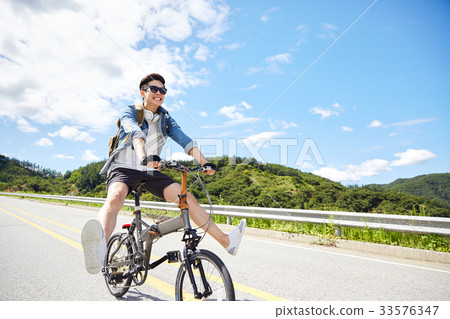Bicycle, young man, Gongju-si, Chungnam 33576347