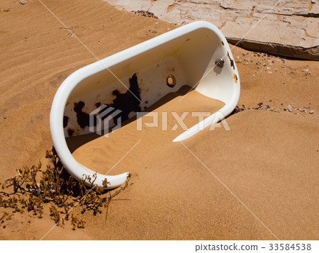 Old bath in the sand Old bath in the sand 33584538