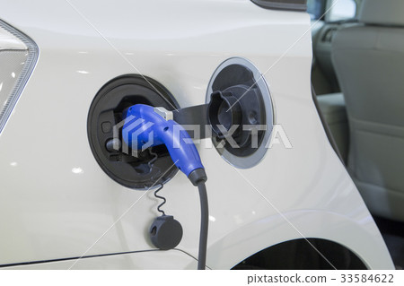 為PHEV車輛充電|充電插電式混合動力車 33584622