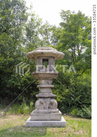 Yeoju Paleolithic twin magnets, etc., National Museum of Korea 33584715