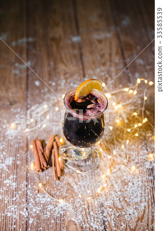 Christmas mulled wine 33585539