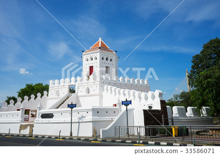 Phra Sumen Fort in the park, Bangkok 33586071
