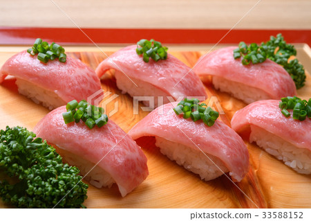 和牛手工製作的壽司 和牛手工製作的壽司 33588152