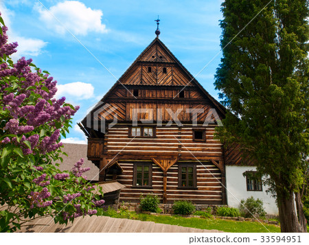 Old timbered homestead 33594951