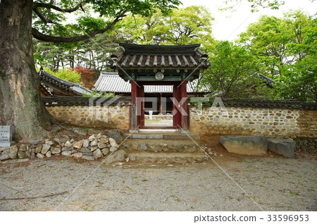 慶州星州郡Sukwon Seowon 慶州星州郡Sukwon Seowon 33596953