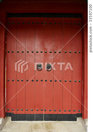 Moon, Chungmuseo (Ruins of Chungmugo in Hansan Island), Hansan Island, Hallyeo Marine National Park, Tongyeong City, Gyeongnam 33597100