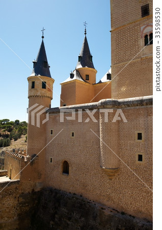Alcazar Castle, Segovia, Castile, Spain 33598530