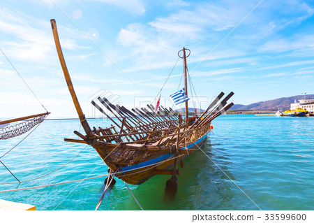 Argo ship copy in port Volos, Greece 33599600