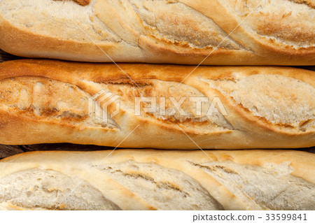French baguette. Top view. 33599841
