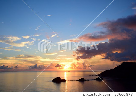 Amami Three consecutive gods and the setting sun 11 33603878