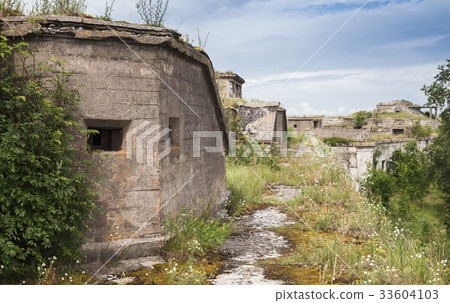 Old abandoned bunkers system as a fortification Old abandoned bunkers system as a fortification 33604103