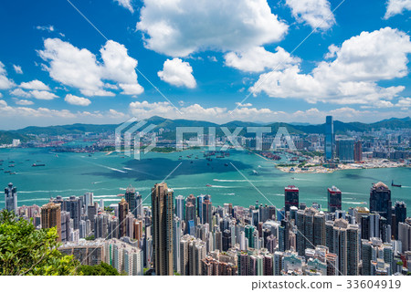 Hong Kong scenery seen from Victoria Peak 33604919