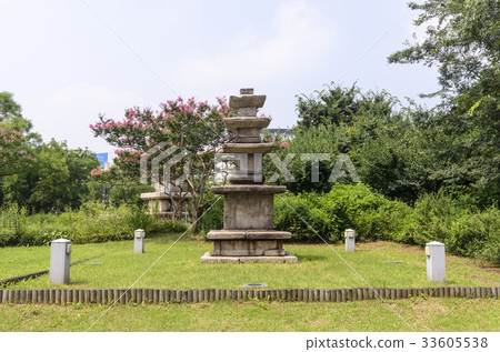 Three-storied stone pagoda at Chunxi Temple, National Museum of Korea Three-storied stone pagoda at Chunxi Temple, National Museum of Korea 33605538